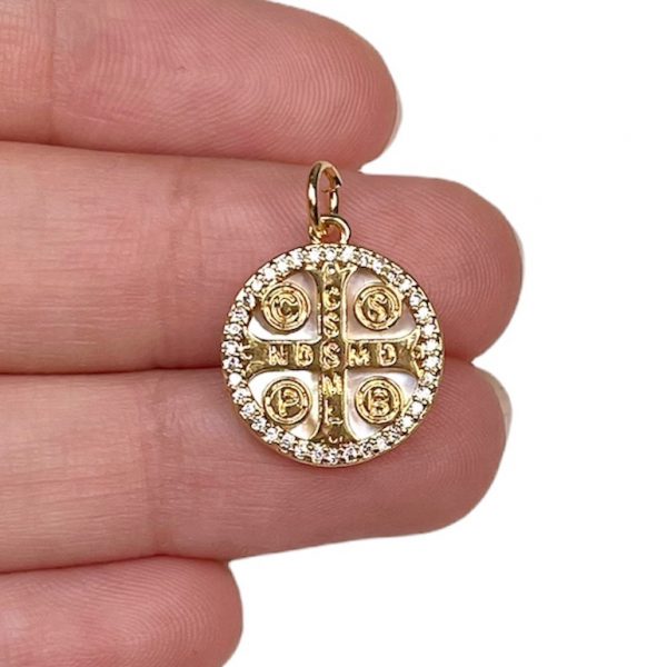 DIJE CRUZ DE SAN BENITO NACAR