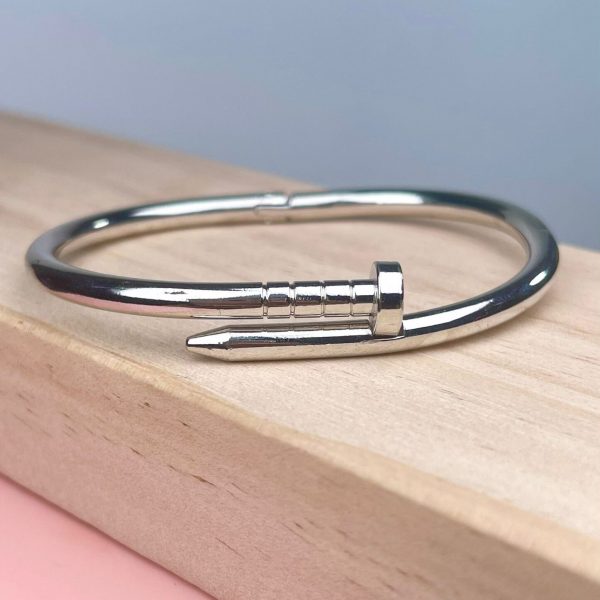 PULSERA DE CLAVO - PLATEADA