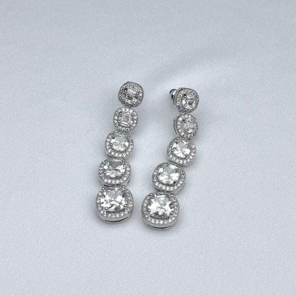 ARETES ELEGANTES