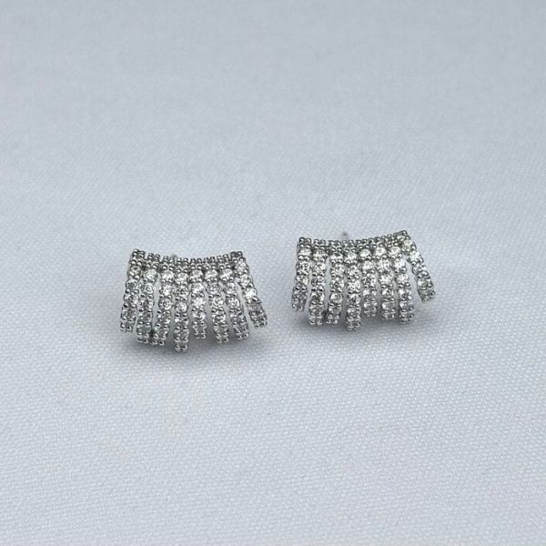 ARETES ELEGANTES